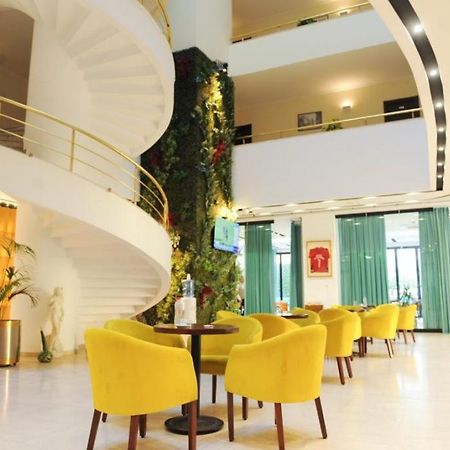 Hotel Leonardo Shkallnur Exterior photo