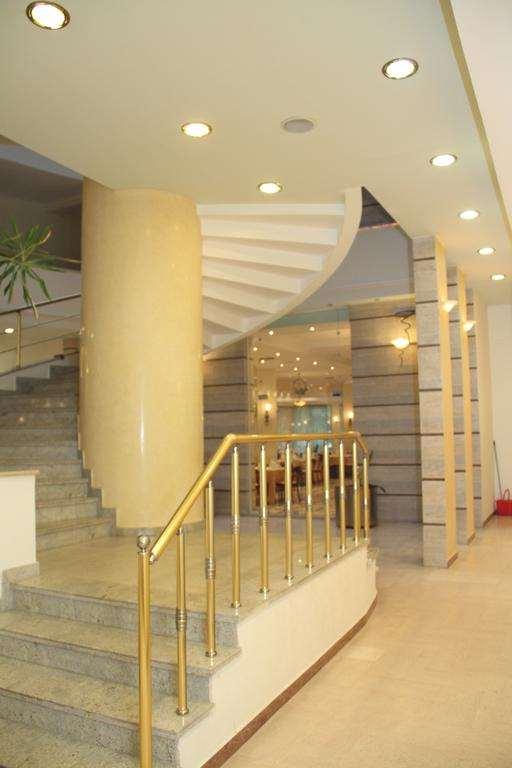 Hotel Leonardo Shkallnur Amenities photo